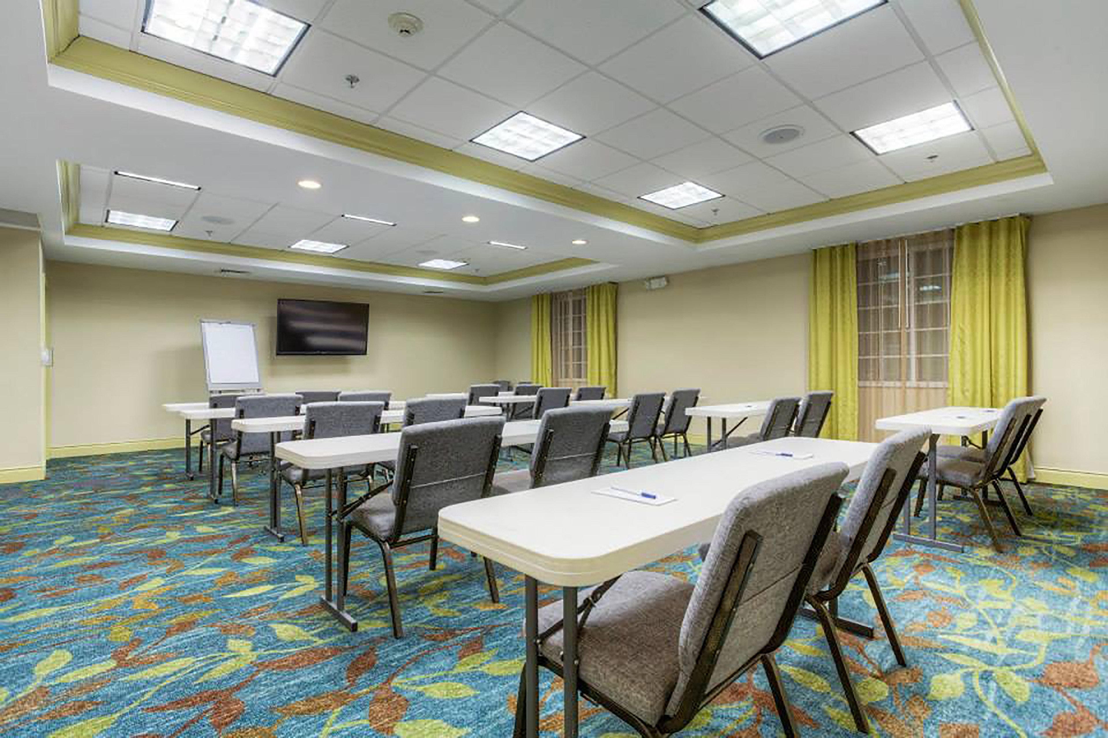 Candlewood - Norman By Ihg Hotel