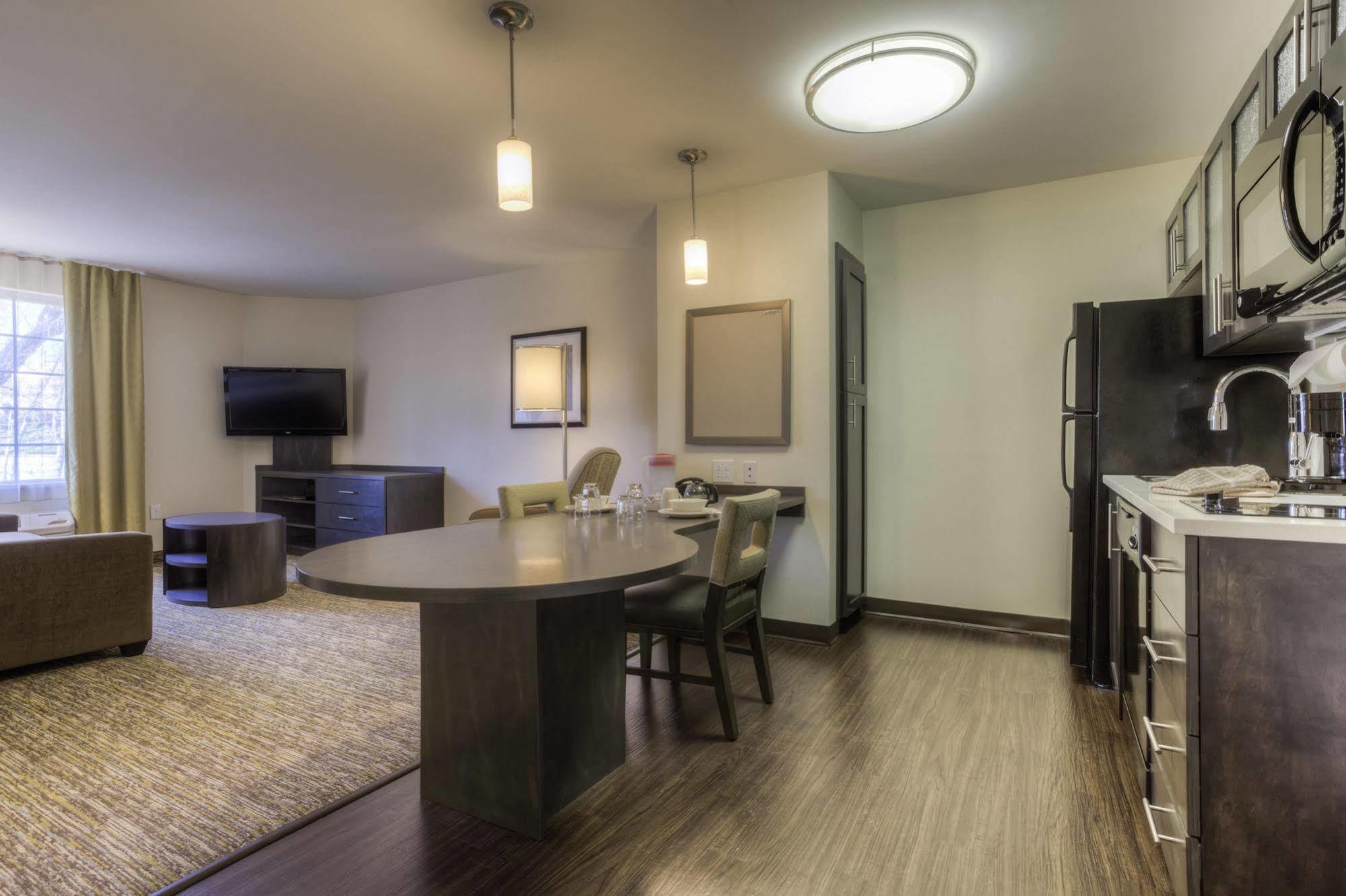 Candlewood - Norman By Ihg Hotel